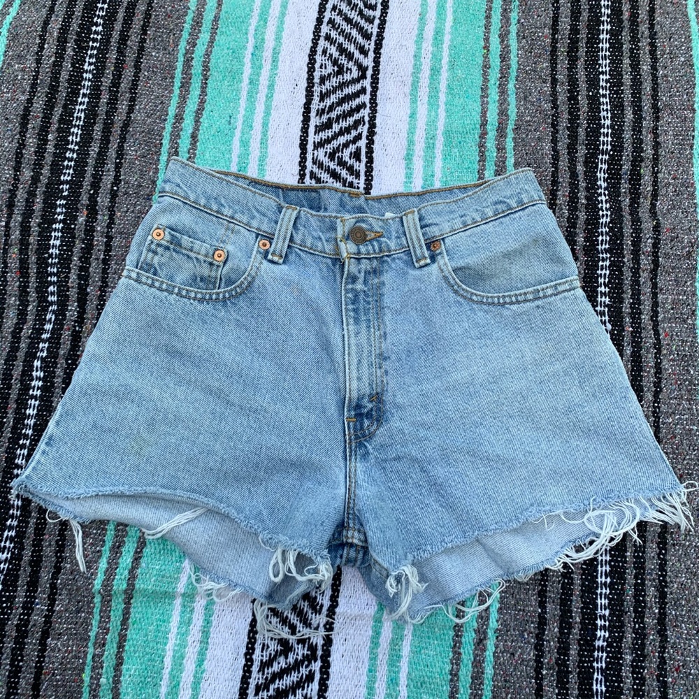 🌺 Vintage Made in USA 550 Levi’s Jean shorts 🌺